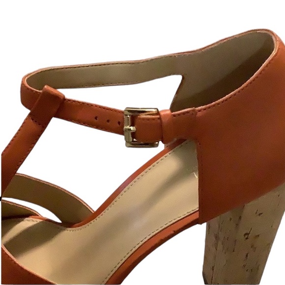 Michael Kors Women Platform  Heels - Picture 7 of 10